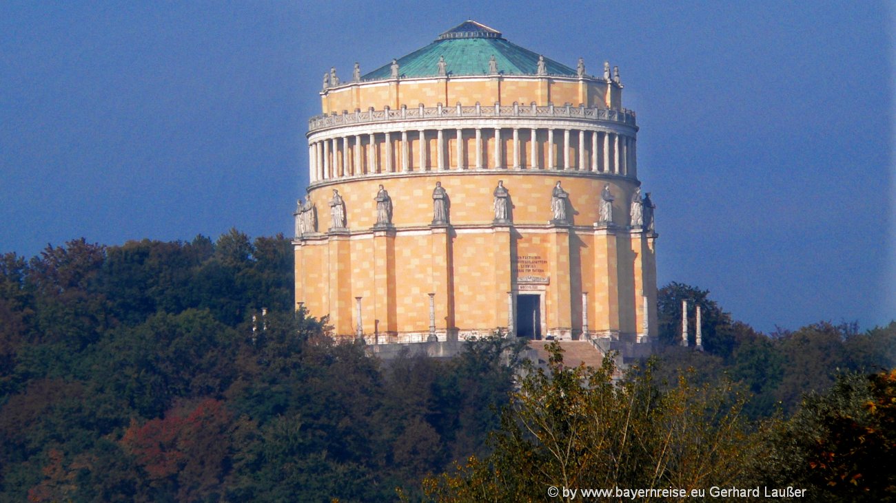 fabulous bilder und fotos von der bei kelheim bild mit treppe foto von hinten vom berg aus with bilder mit