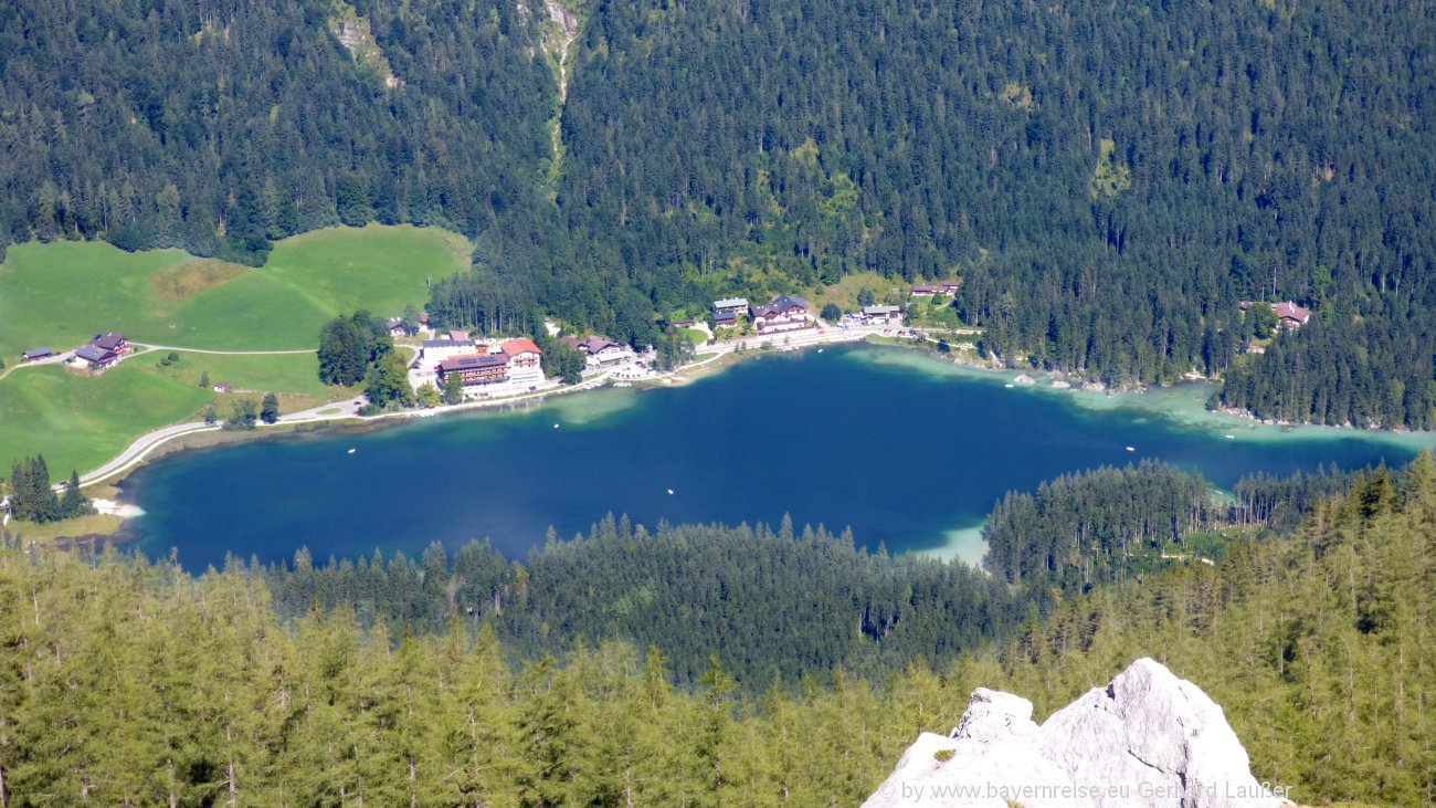 Wandern bei Ramsau Hintersee bei Berchtesgaden Baden